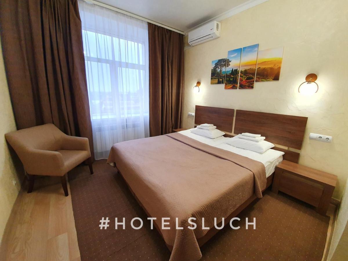 Hotel Sluch Starokostyantyniv Exteriér fotografie